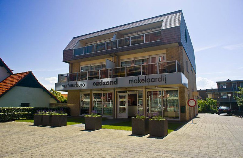 10130276706843196130631665422823n